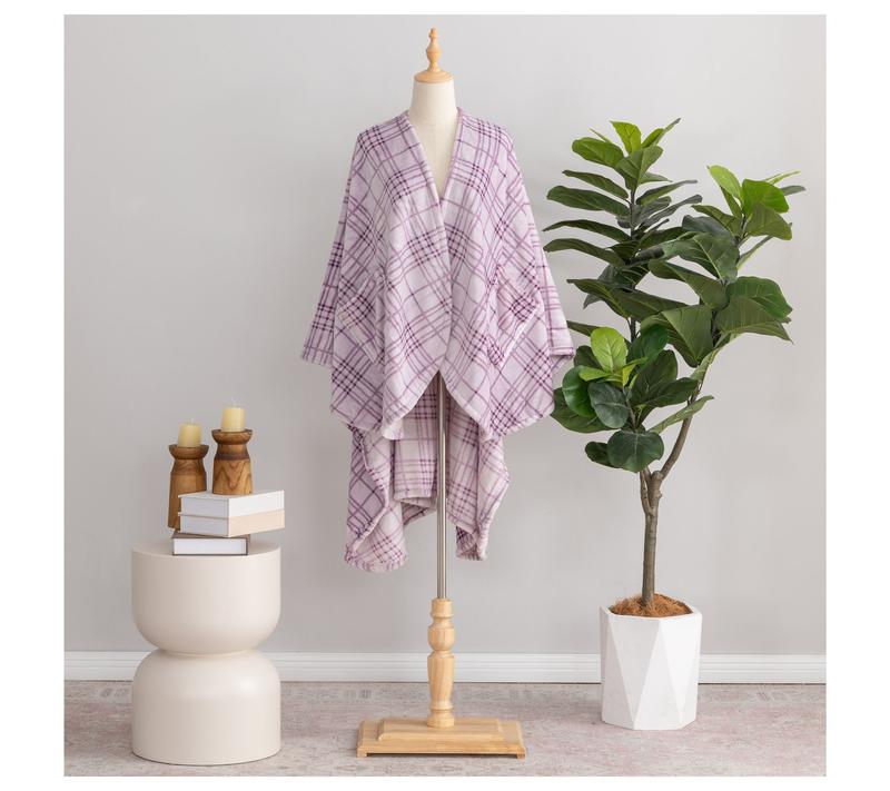 OakLodge Wearable Plush Throw