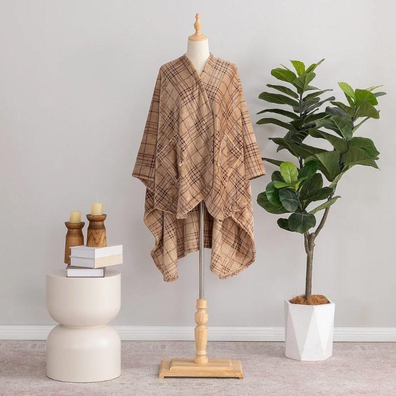 OakLodge Wearable Plush Throw